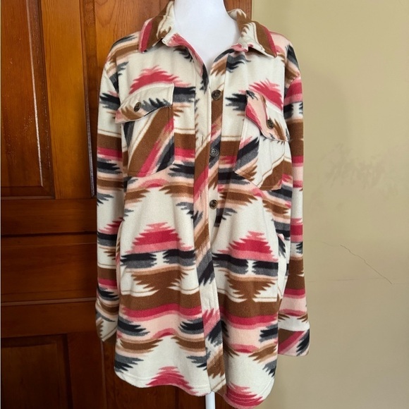 Aztec Print/Western Fleece Shacket Size Large - Picture 1 of 5